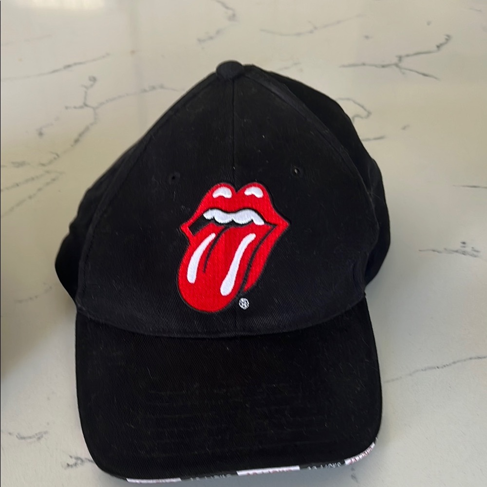 Rolling stone baseball cap